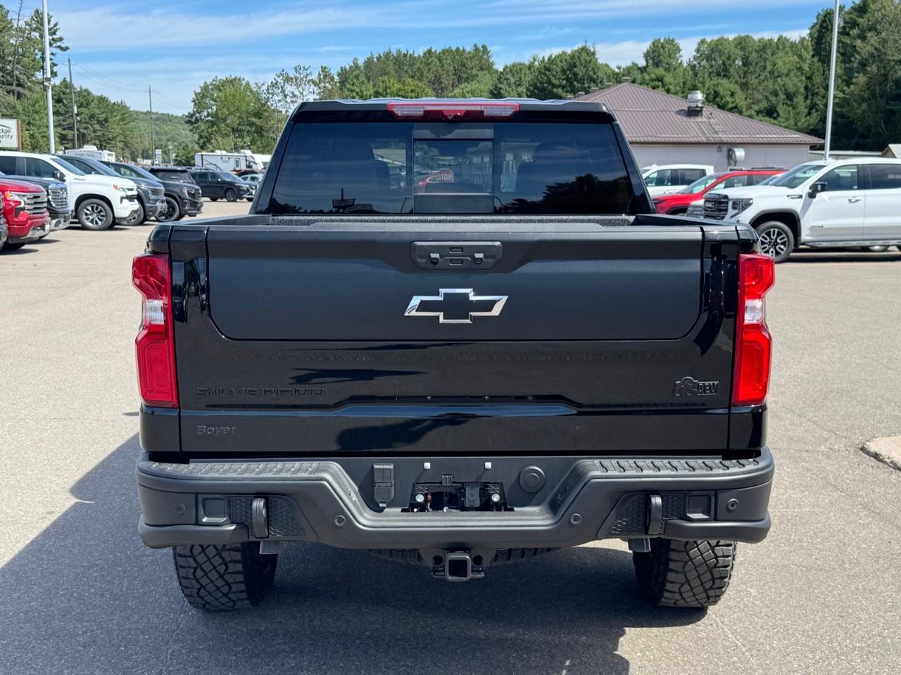 2026 Chevrolet Silverado 1500 Crew Cab Short Box 4-Wheel Drive ZR2 Photo