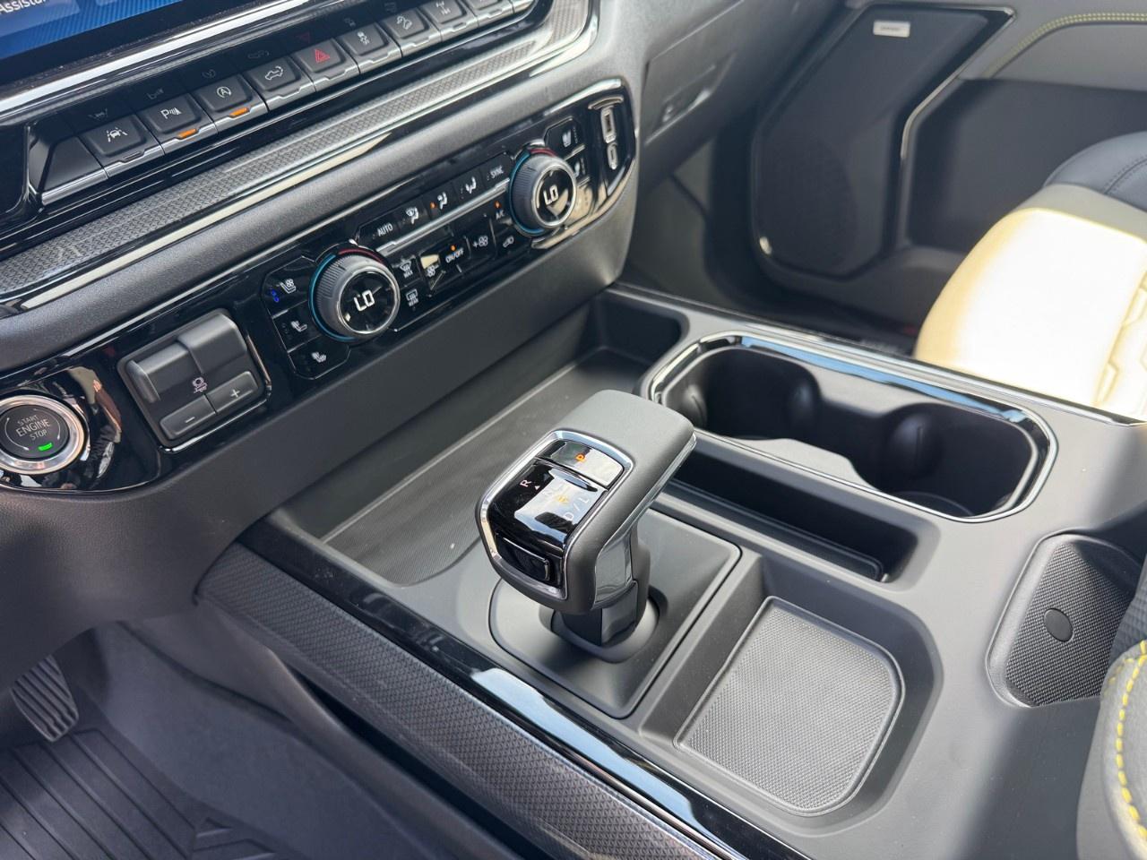 2026 Chevrolet Silverado 1500 Crew Cab Short Box 4-Wheel Drive ZR2 Photo