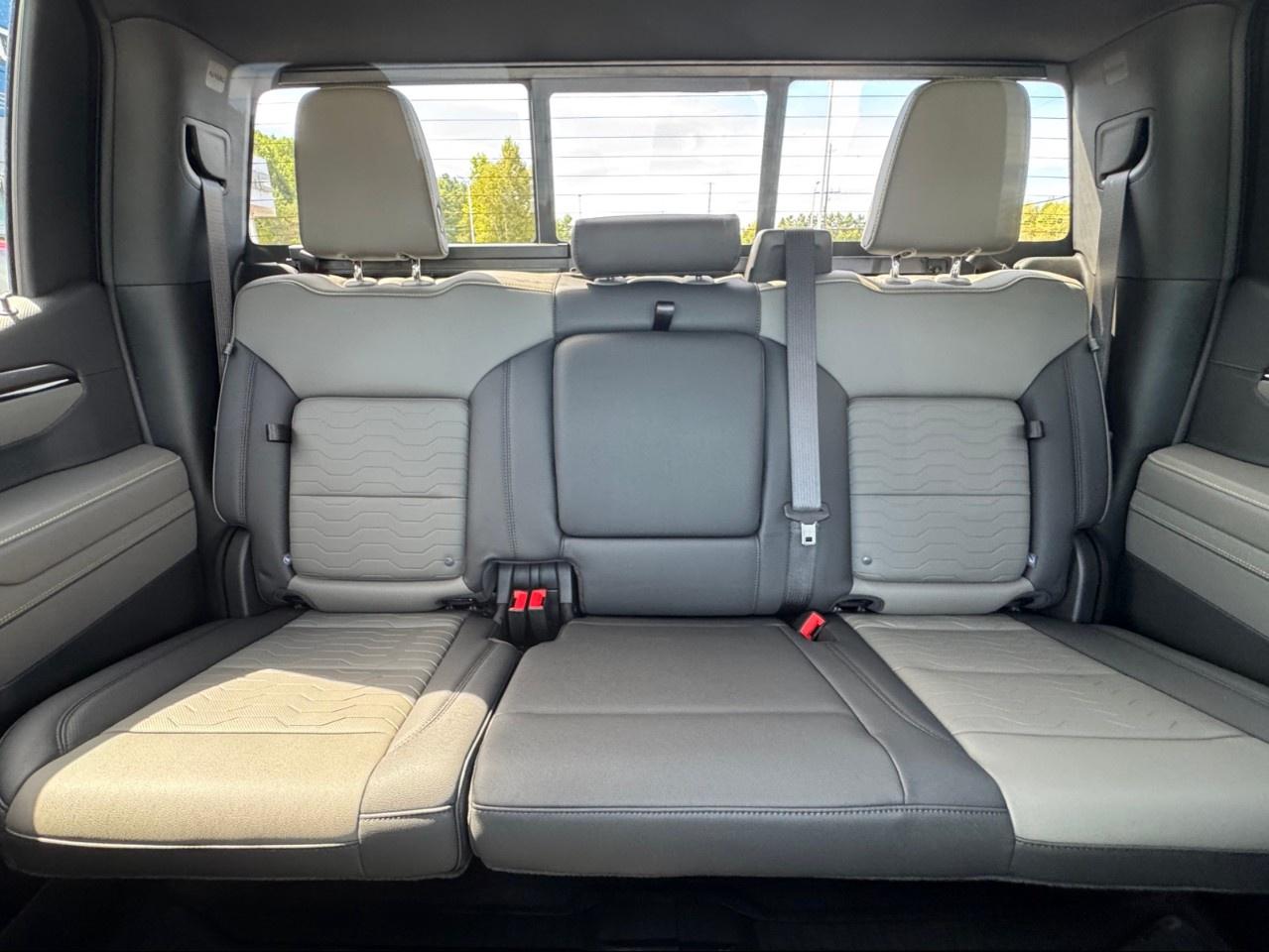 2026 Chevrolet Silverado 1500 Crew Cab Short Box 4-Wheel Drive ZR2 Photo