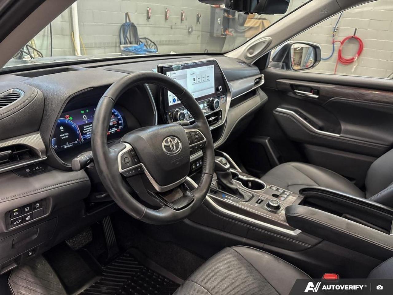 2024 Toyota Highlander  Photo