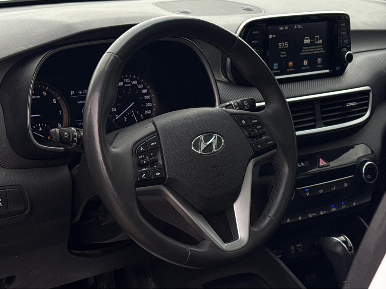 2020 Hyundai Tucson AWD PANO LEATHER LOADED  WE FINANCE ALL CREDIT! Photo