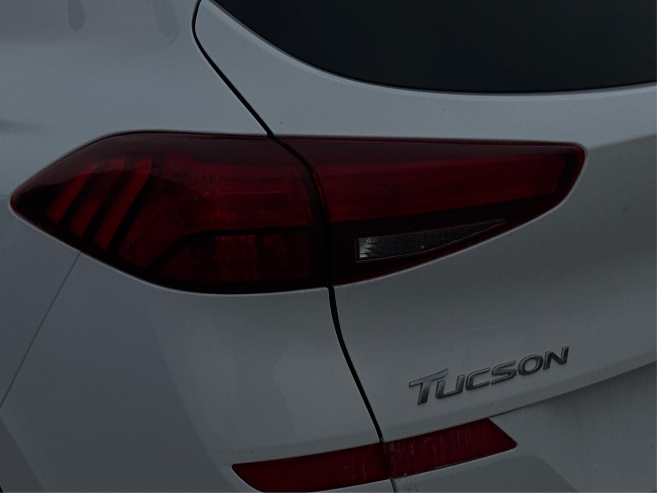 2020 Hyundai Tucson AWD PANO LEATHER LOADED  WE FINANCE ALL CREDIT! Photo