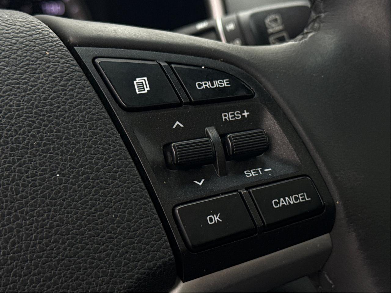 2020 Hyundai Tucson AWD PANO LEATHER LOADED  WE FINANCE ALL CREDIT! Photo