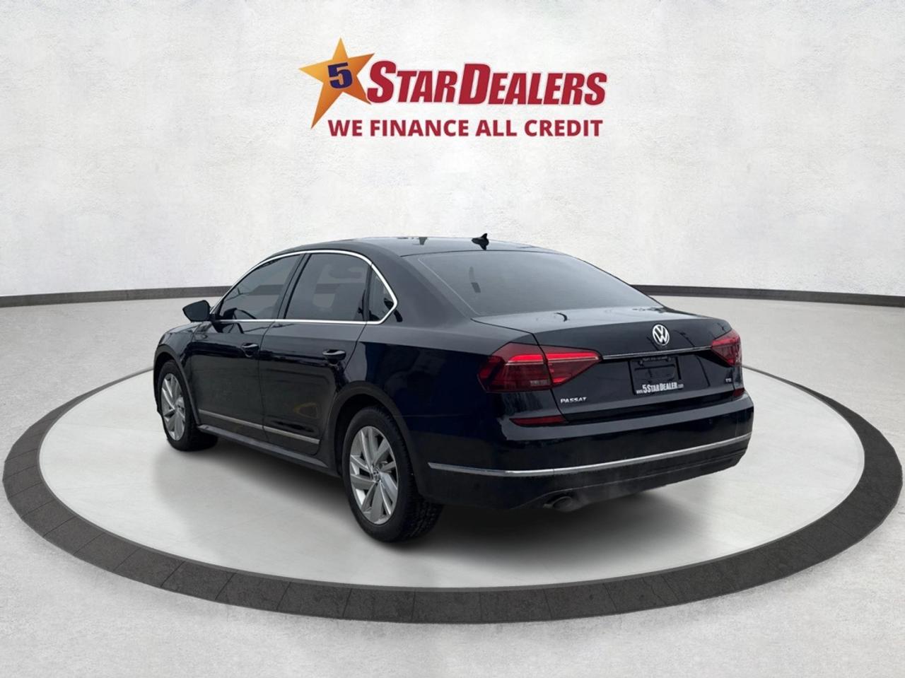 2018 Volkswagen Passat LEATHER SUNROOF HEATED SEATS WE FINANCE ALL CREDIT Photo