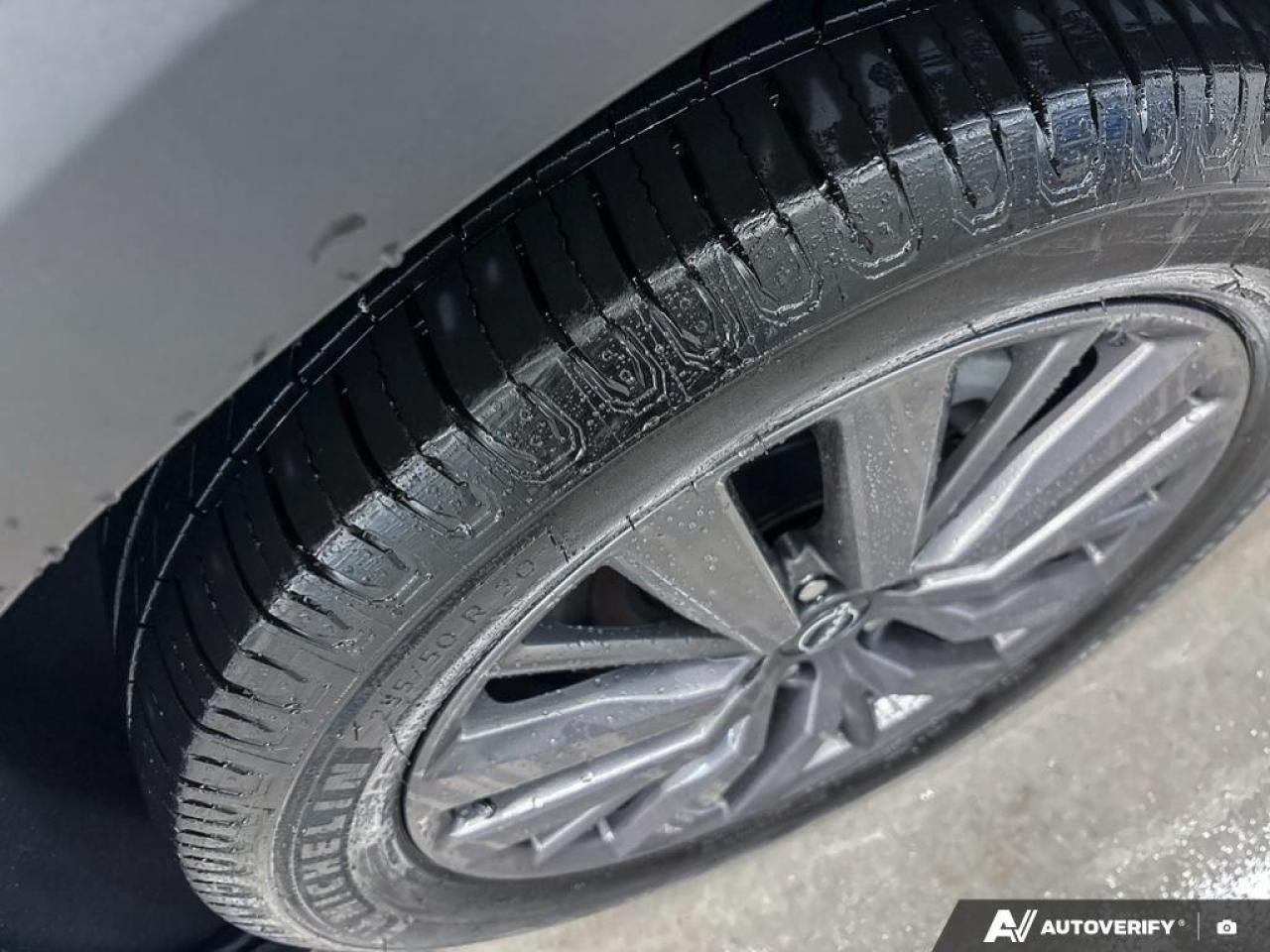 2023 Nissan Pathfinder SL 4dr 4x4 Photo