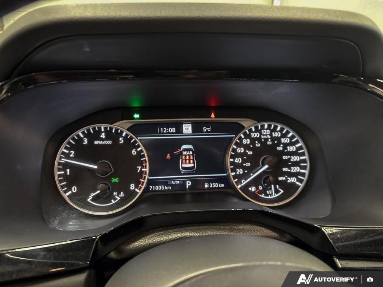 2023 Nissan Pathfinder SL 4dr 4x4 Photo