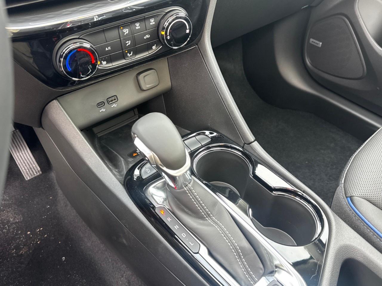 2026 Buick Encore GX Sport Touring AWD Photo