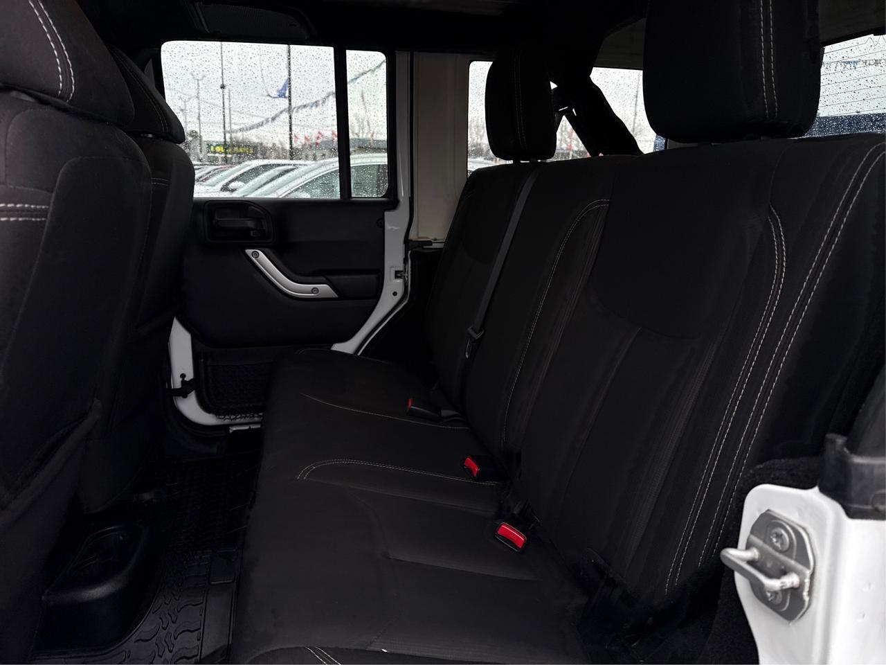 2018 Jeep Wrangler JK Unlimited NAV LOADED 2 TOPS CLEAN WE FINANCE ALL CREDIT! Photo