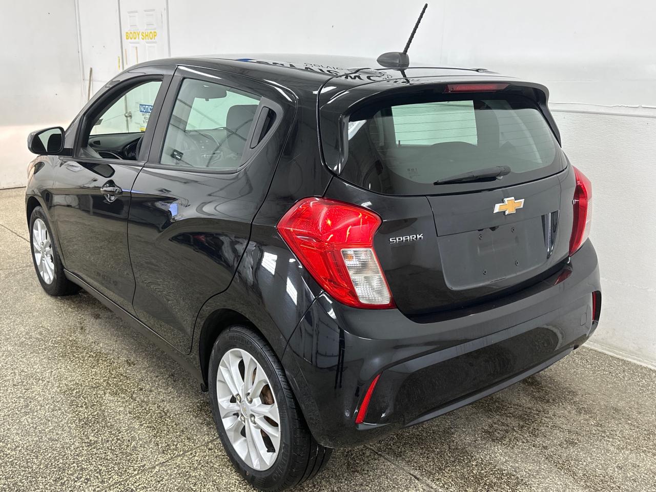 2022 Chevrolet Spark 1LT CVT 4dr Hatchback Photo