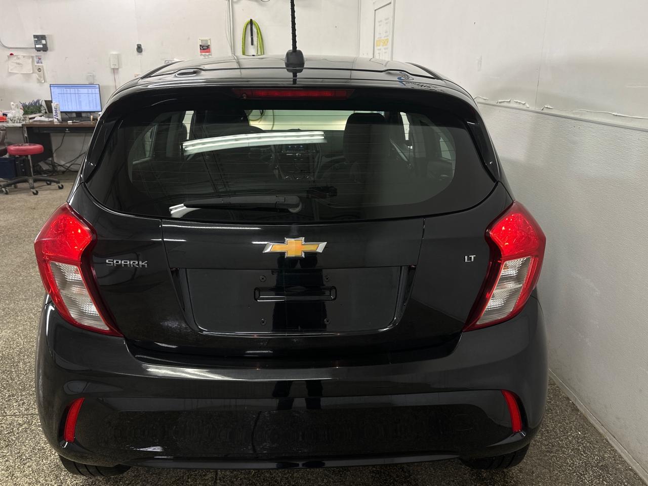 2022 Chevrolet Spark 1LT CVT 4dr Hatchback Photo