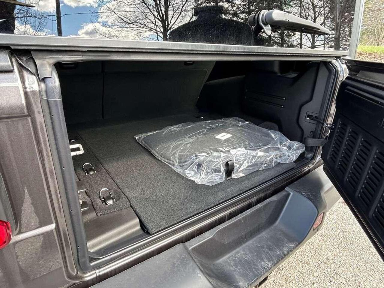 2026 Jeep Wrangler Rubicon 4dr 4x4 Photo