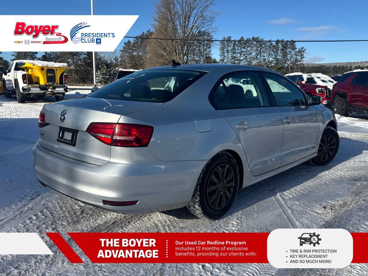 2015 Volkswagen Jetta Sedan 4dr 2.0L Auto Trendline Photo