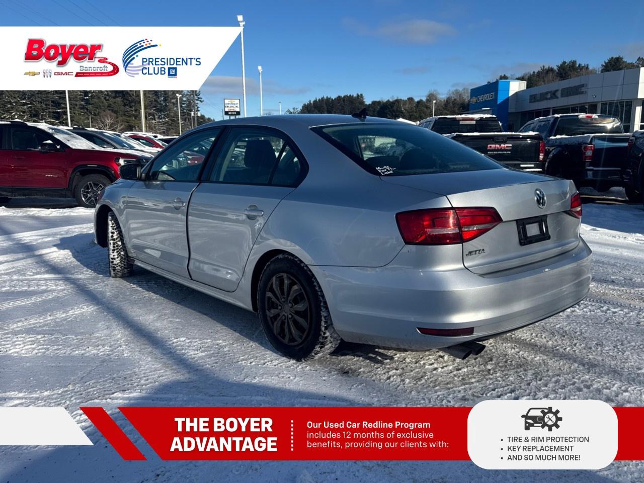 2015 Volkswagen Jetta Sedan 4dr 2.0L Auto Trendline Photo