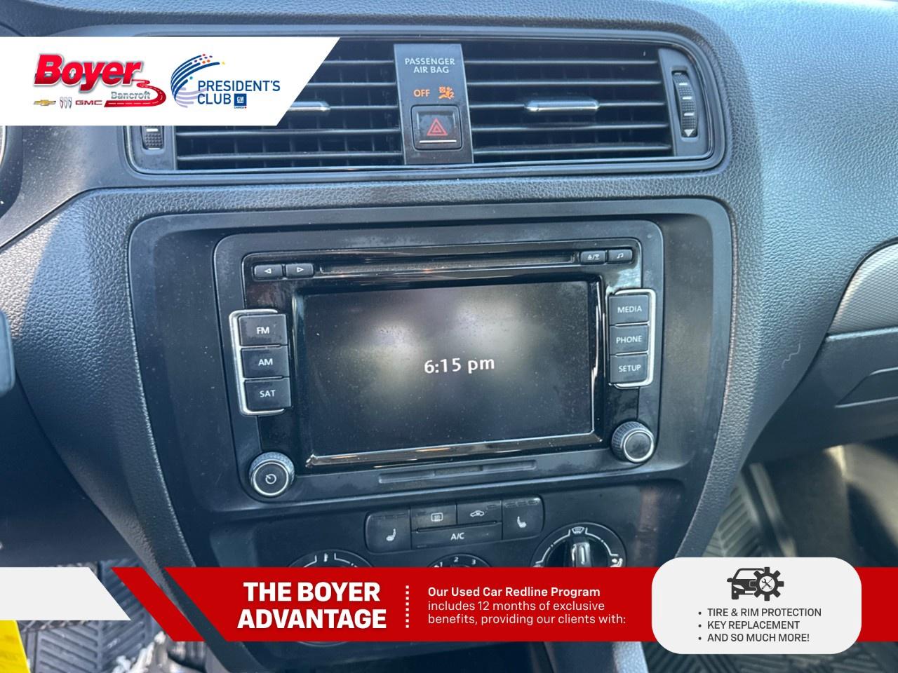 2015 Volkswagen Jetta Sedan 4dr 2.0L Auto Trendline Photo