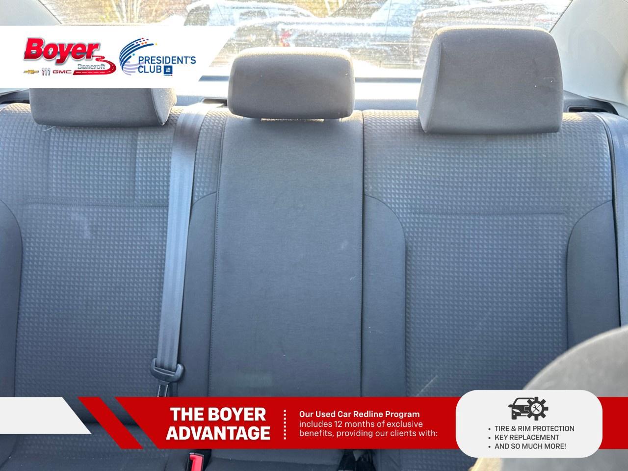 2015 Volkswagen Jetta Sedan 4dr 2.0L Auto Trendline Photo