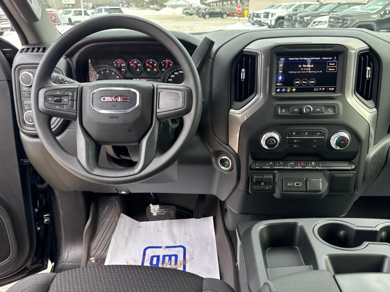 2026 GMC Sierra 1500 Crew Cab Short Box 4-Wheel Drive Pro Photo