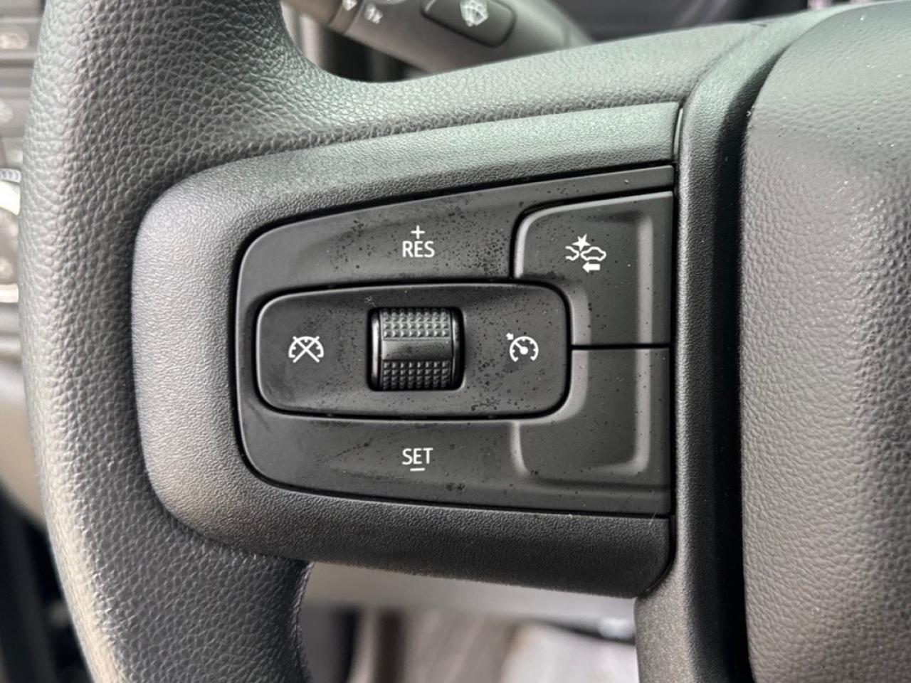 2026 GMC Sierra 1500 Crew Cab Short Box 4-Wheel Drive Pro Photo