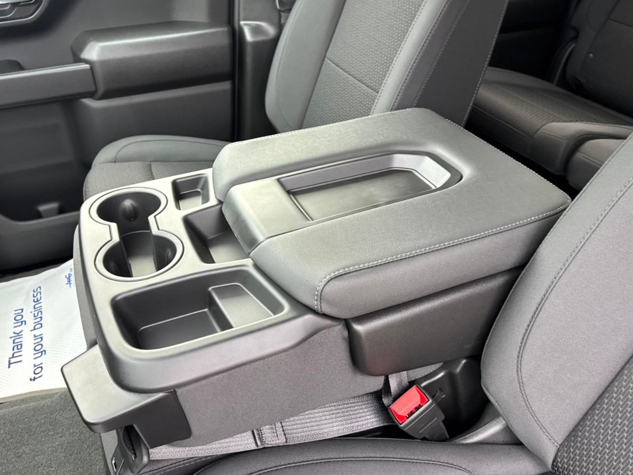 2026 GMC Sierra 1500 Crew Cab Short Box 4-Wheel Drive Pro Photo