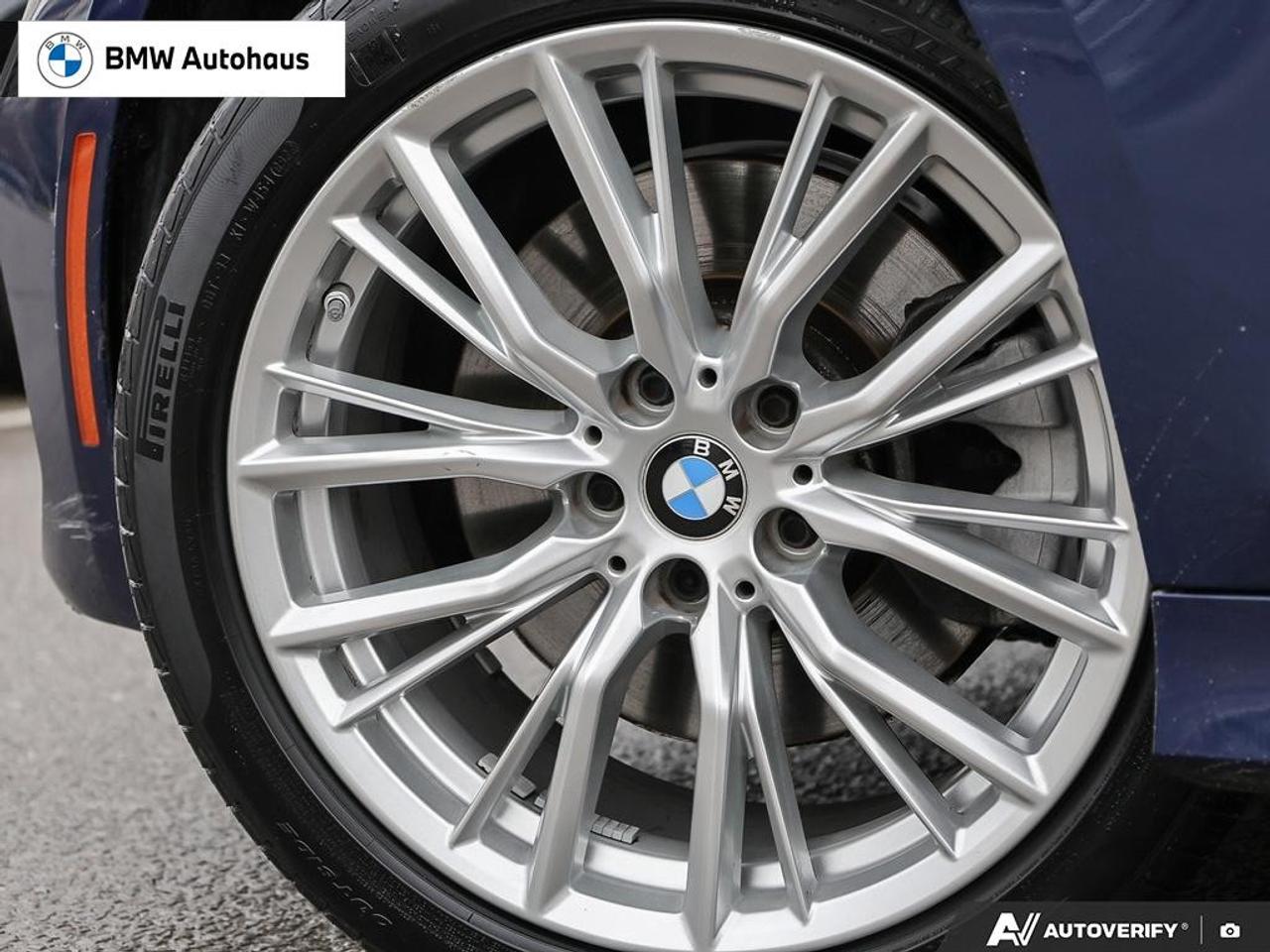 2023 BMW 3 Series 330i xDrive Sedan Photo