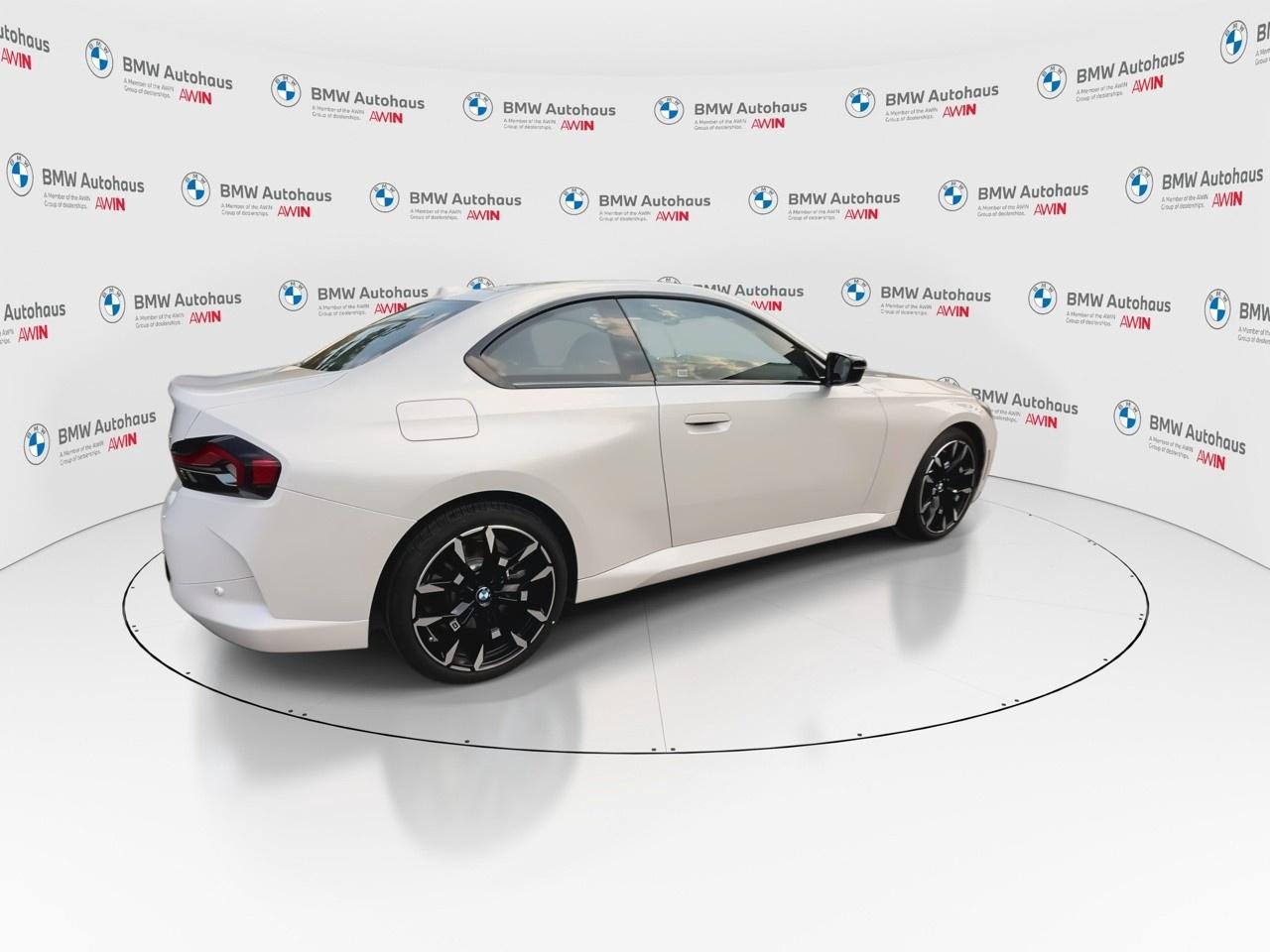 2025 BMW 2 Series 230i xDrive Coupe Photo