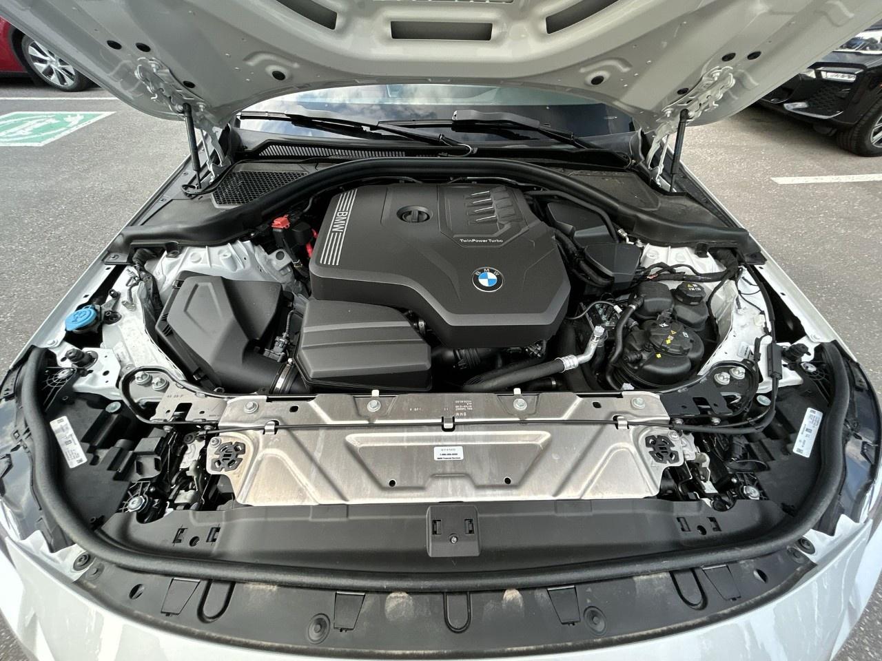 2025 BMW 2 Series 230i xDrive Coupe Photo