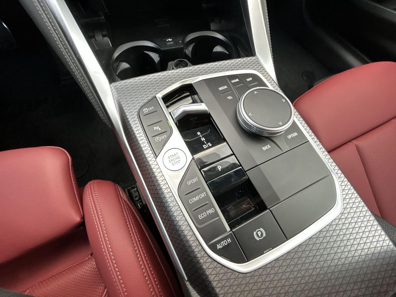 2025 BMW 2 Series 230i xDrive Coupe Photo