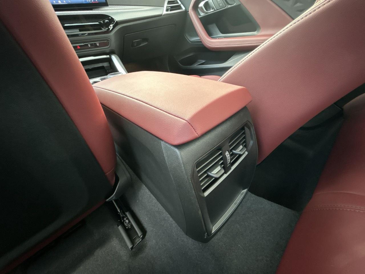 2025 BMW 2 Series 230i xDrive Coupe Photo