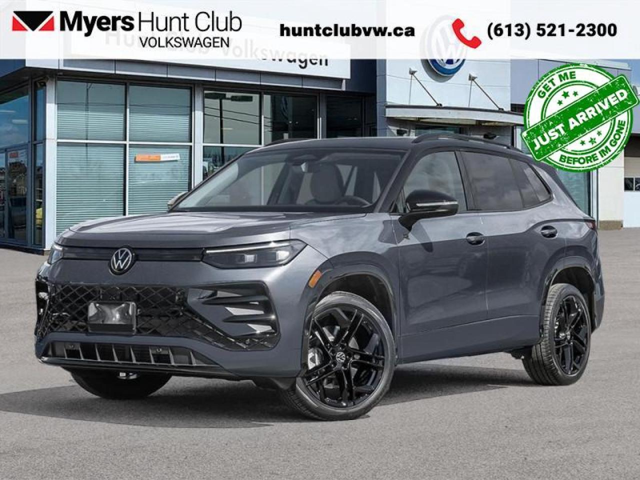 2026 Volkswagen Tiguan Comfortline R-Line Black Edition Photo0