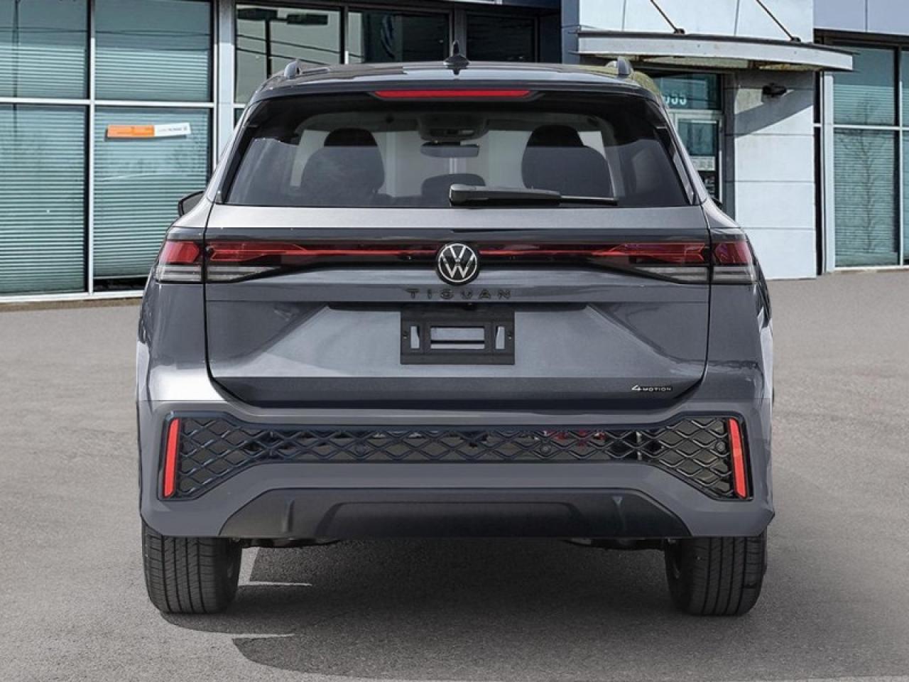 2026 Volkswagen Tiguan Comfortline R-Line Black Edition Photo4