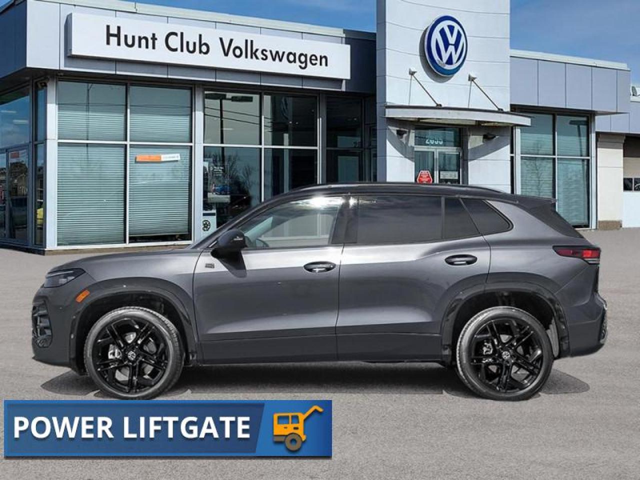 2026 Volkswagen Tiguan Comfortline R-Line Black Edition Photo