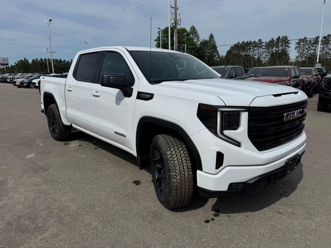 2025 GMC Sierra 1500 Crew Cab Short Box 4-Wheel Drive Elevation Photo