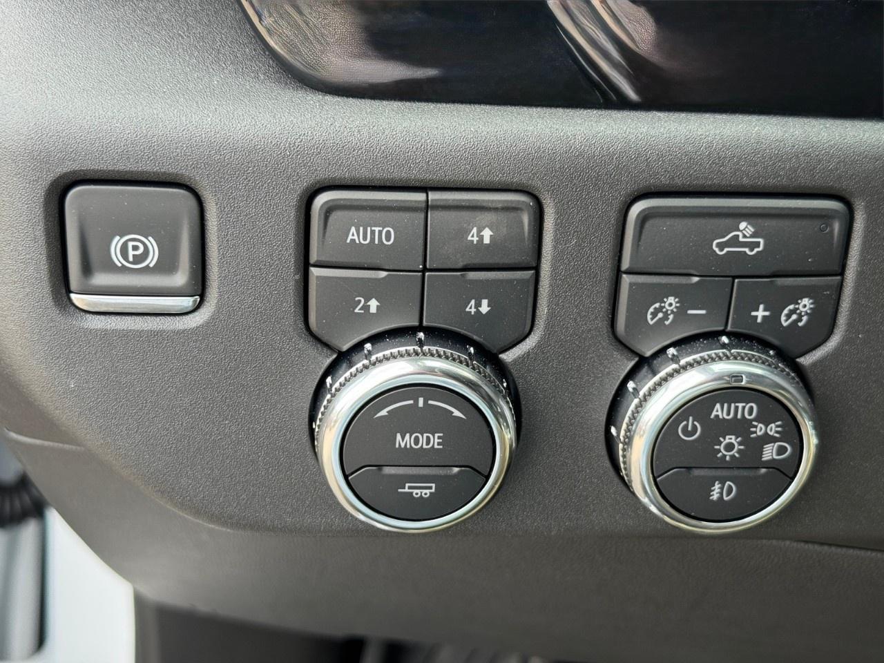 2025 GMC Sierra 1500 Crew Cab Short Box 4-Wheel Drive Elevation Photo