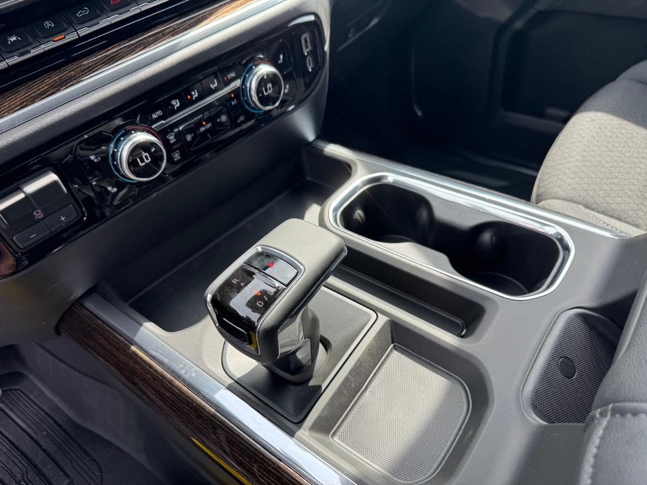 2025 GMC Sierra 1500 Crew Cab Short Box 4-Wheel Drive Elevation Photo