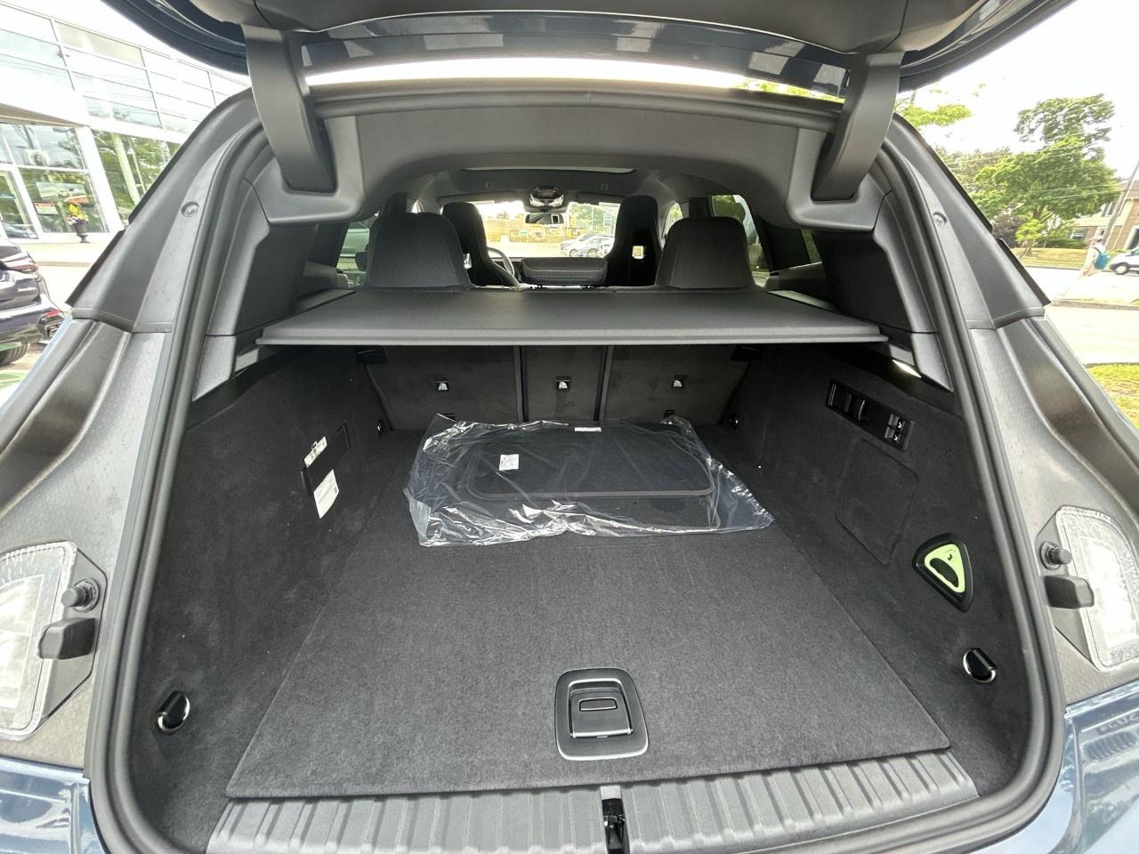 2026 BMW iX xDrive60 Sports Activity Vehicle Photo