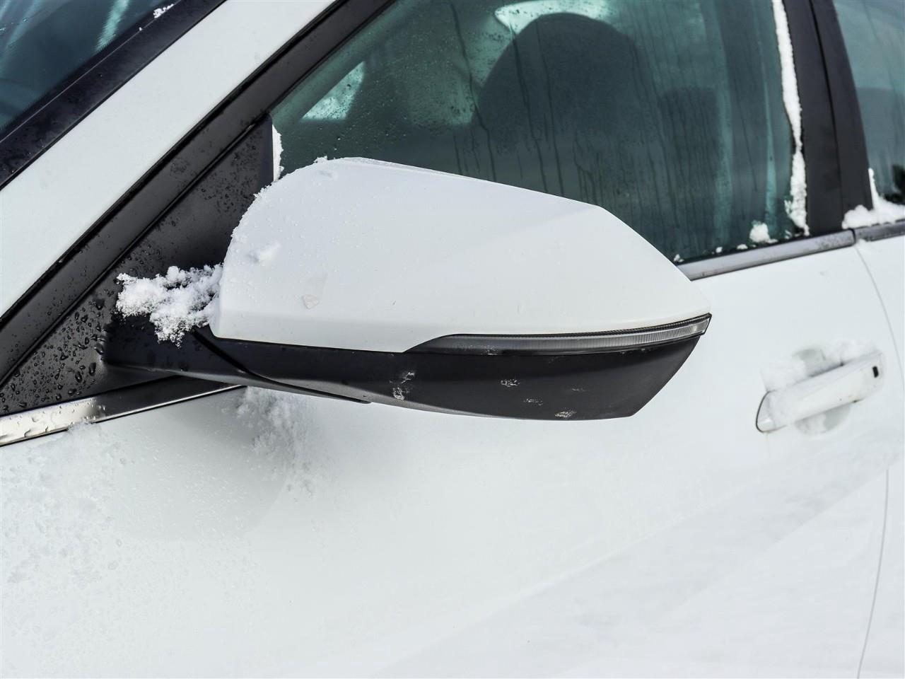 2021 Hyundai Elantra Ultimate Tech 4dr Sedan Photo