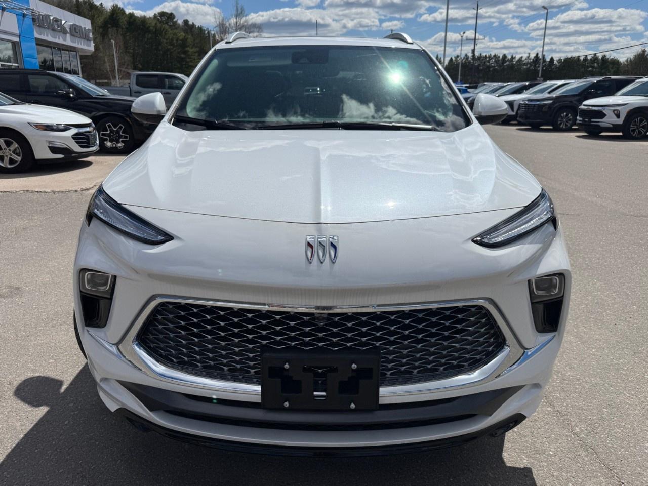 2025 Buick Encore GX Avenir AWD Photo