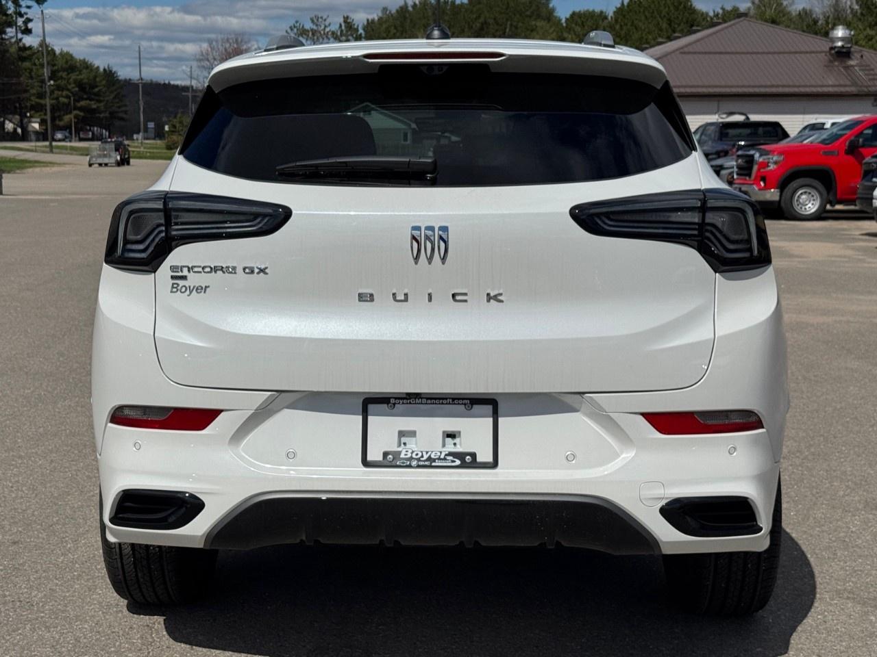 2025 Buick Encore GX Avenir AWD Photo