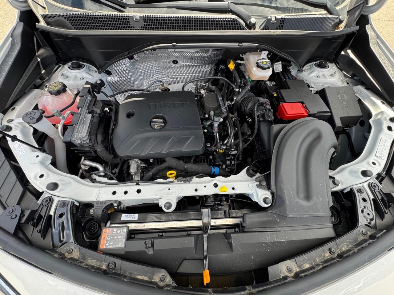 2025 Buick Encore GX Avenir AWD Photo