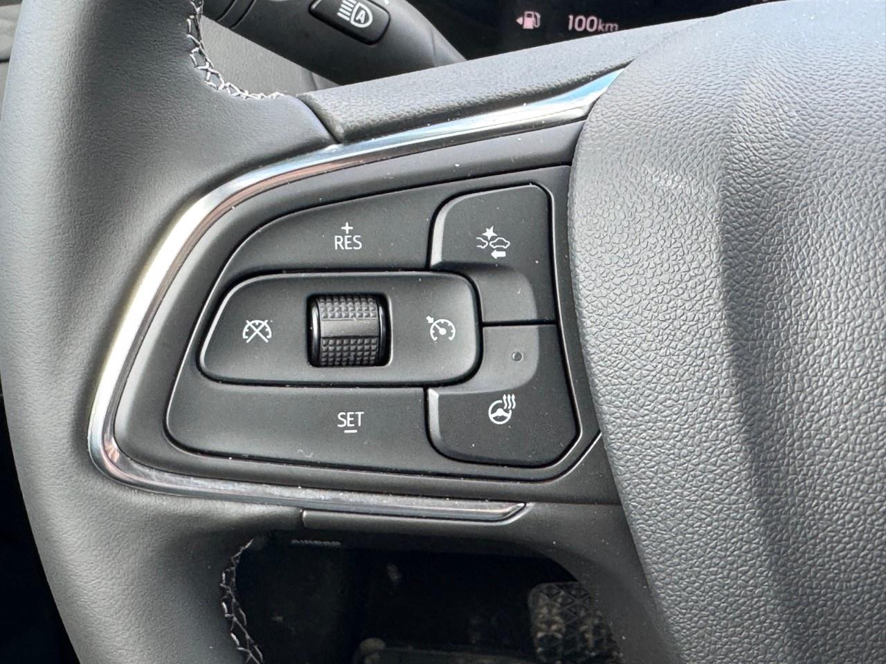 2025 Buick Encore GX Avenir AWD Photo