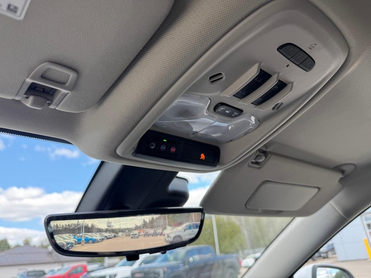 2025 Buick Encore GX Avenir AWD Photo