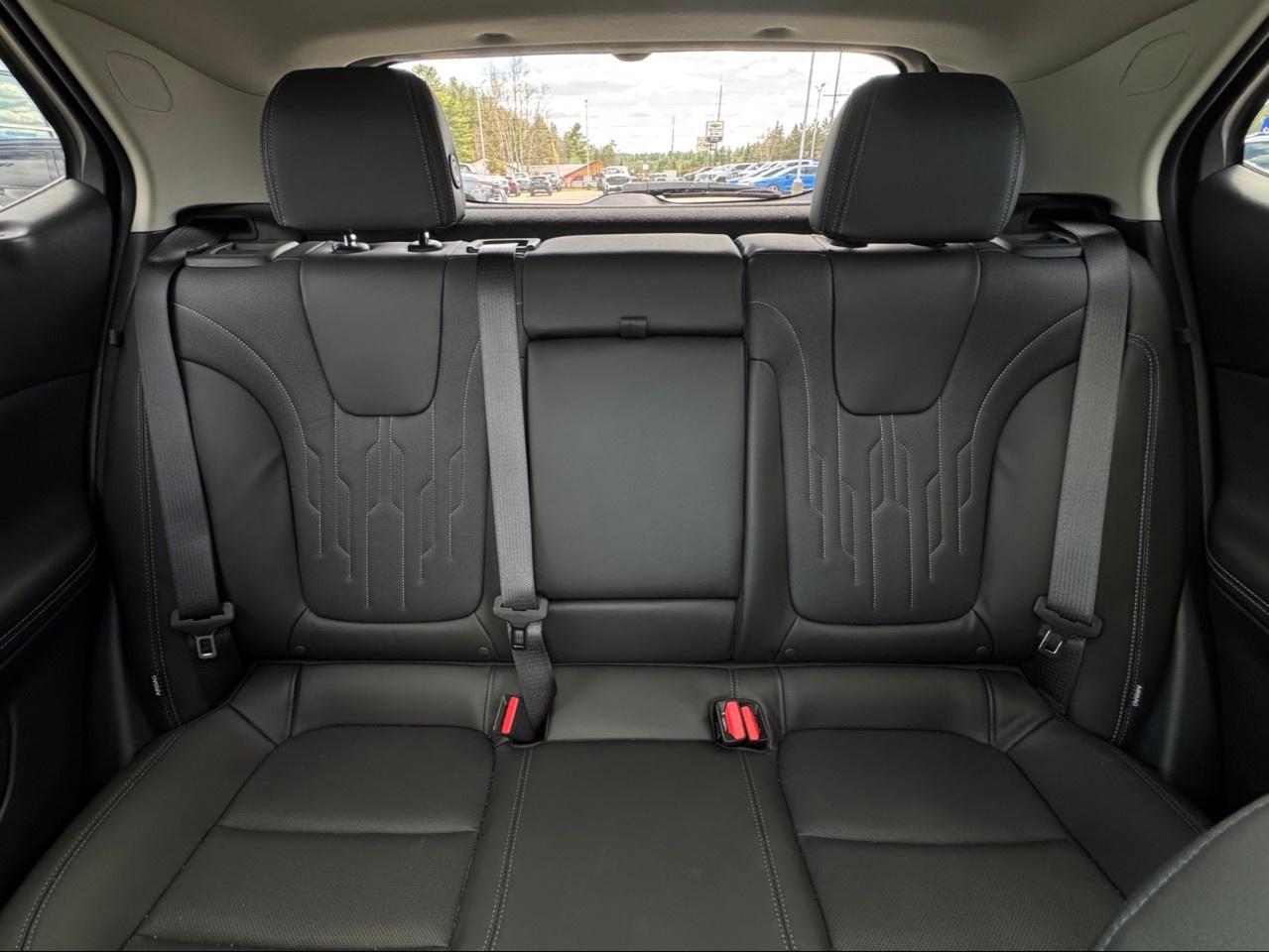 2025 Buick Encore GX Avenir AWD Photo