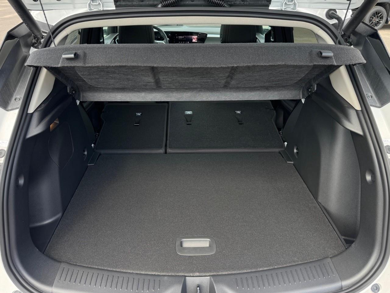 2025 Buick Encore GX Avenir AWD Photo