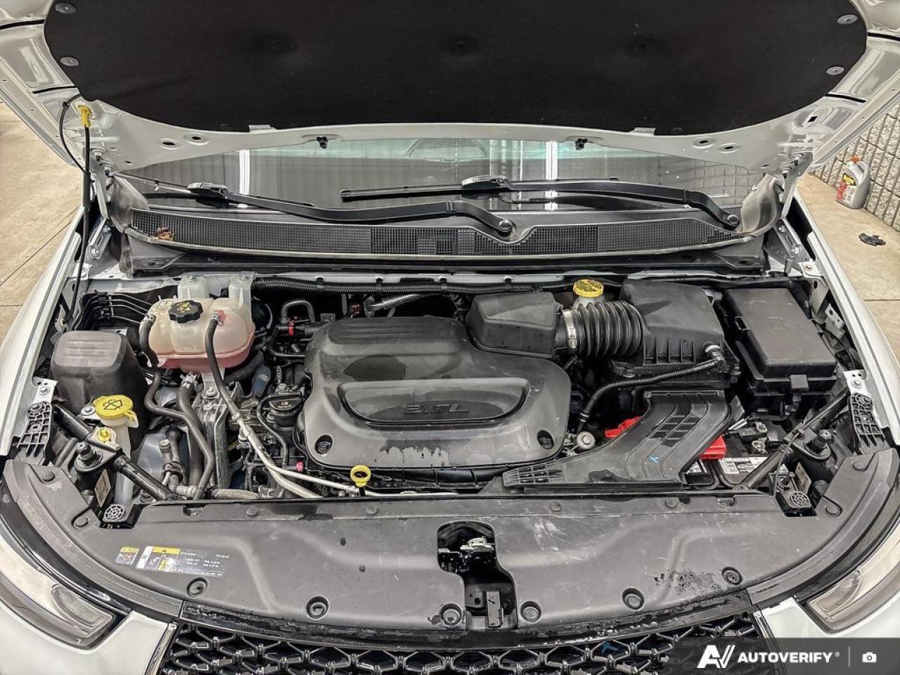 2023 Chrysler Pacifica Touring-L Front-Wheel Drive Passenger Van Photo