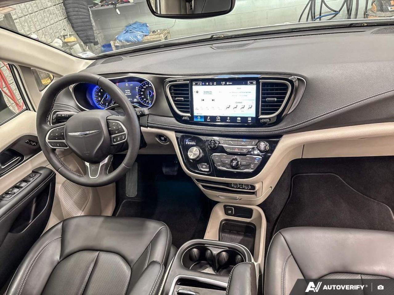 2023 Chrysler Pacifica Touring-L Front-Wheel Drive Passenger Van Photo