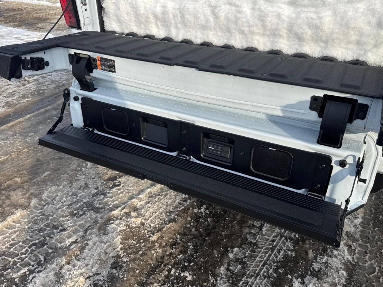 2026 GMC Sierra 3500HD 4WD Crew Cab Standard Box Denali Ultimate Photo