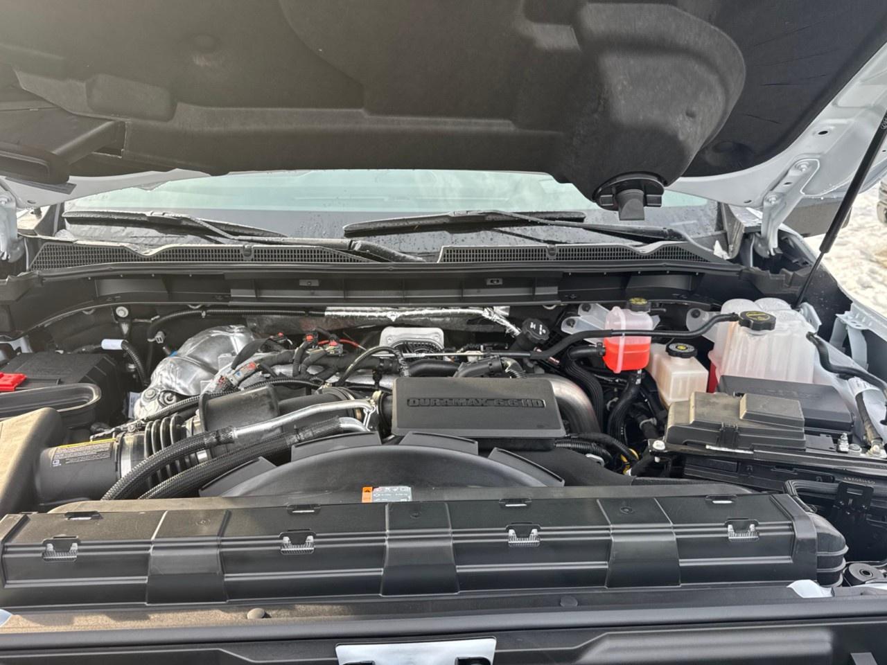 2026 GMC Sierra 3500HD 4WD Crew Cab Standard Box Denali Ultimate Photo