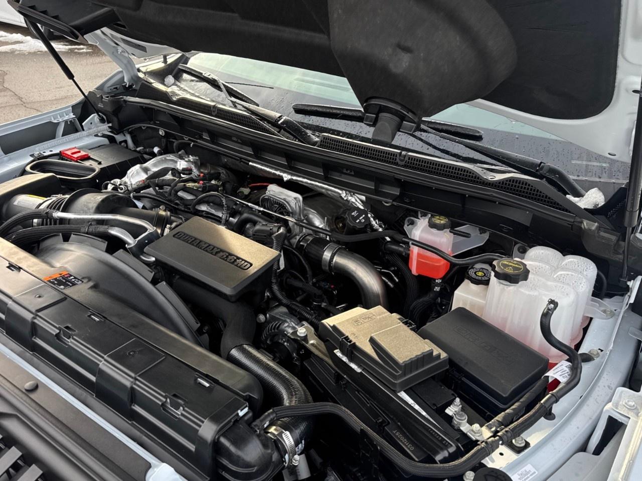 2026 GMC Sierra 3500HD 4WD Crew Cab Standard Box Denali Ultimate Photo