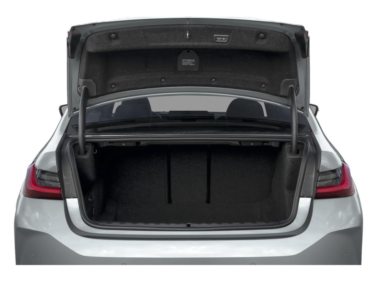 2026 BMW 3 Series Sedan [89CW] Photo