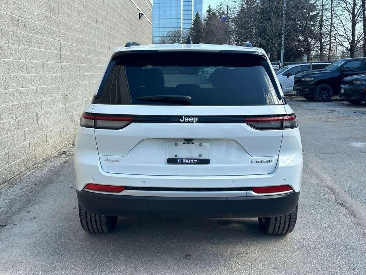 2026 Jeep Grand Cherokee Base 4dr 4x4 Photo