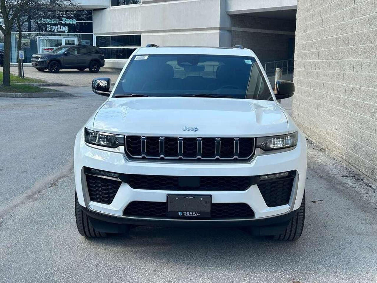 2026 Jeep Grand Cherokee Base 4dr 4x4 Photo